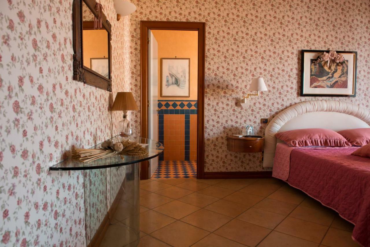 Villa Lucia Terrazza Panoramica Castellammare di Stabia Dış mekan fotoğraf